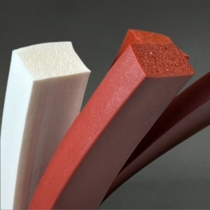 M. WHITE SPONGE SILICONE PROFILE DENS. 0,39 gr/cm³ 23,5 mm X 17 mm